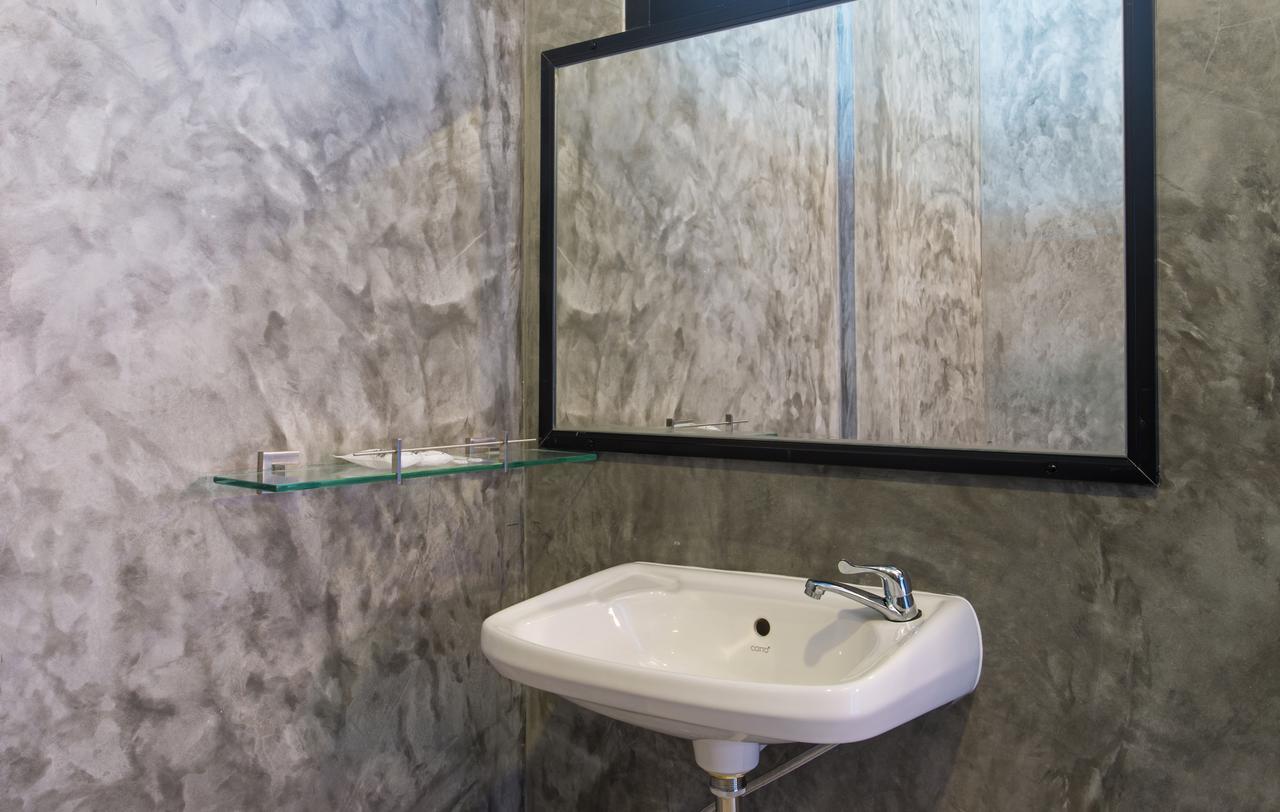 Amity Poshtel Hostel Krabi Ngoại thất bức ảnh