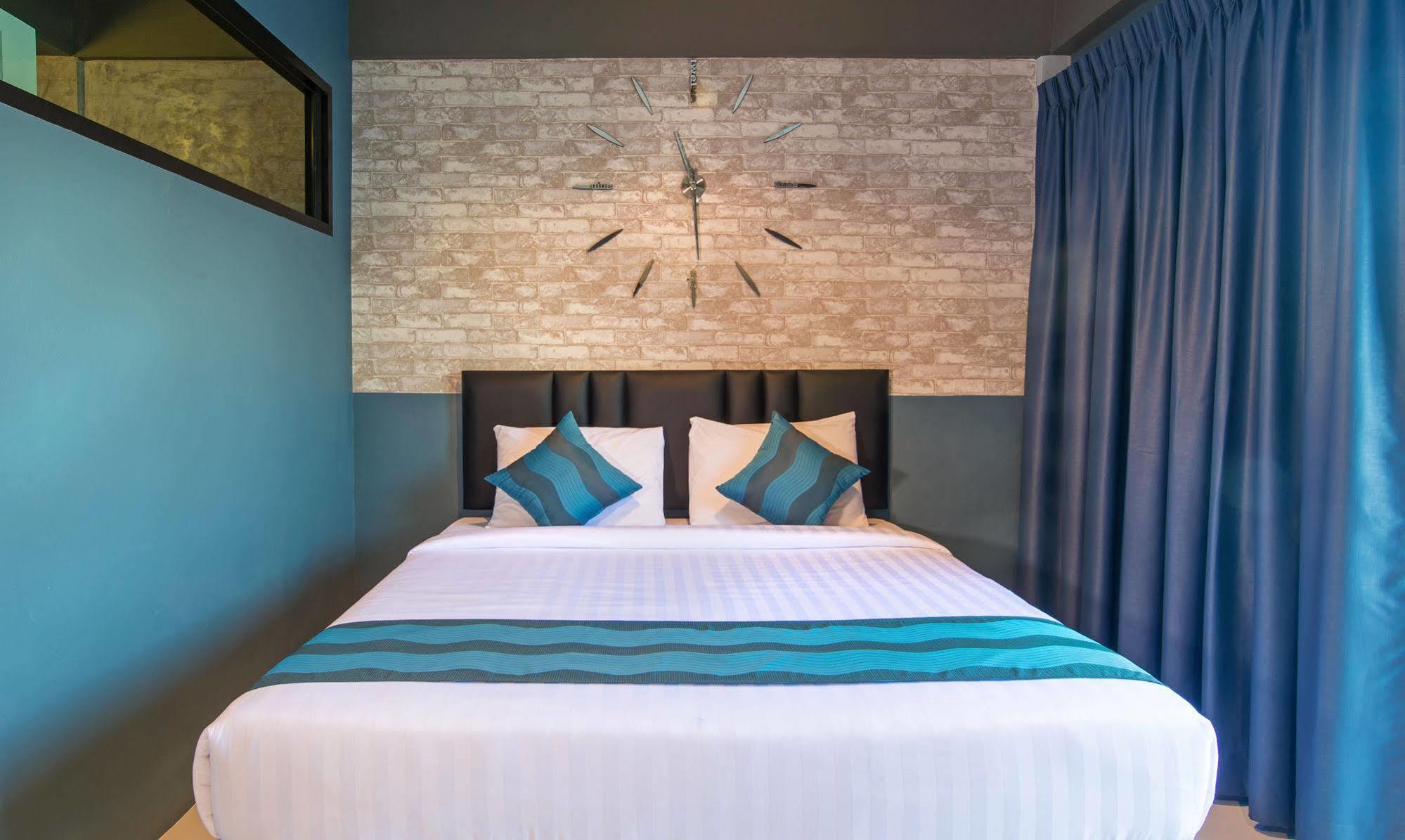 Amity Poshtel Hostel Krabi Ngoại thất bức ảnh